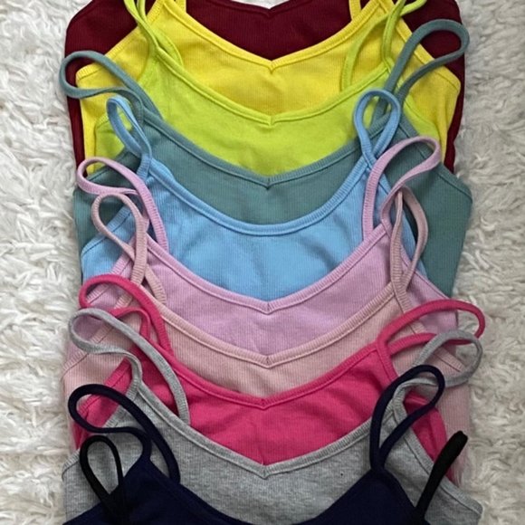 SHEIN Tank Top Bundles - Picture 2 of 7